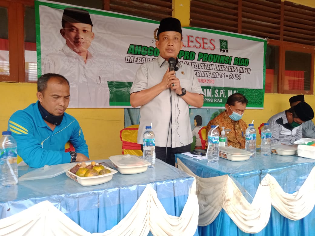 Reses di Dapil 2 Inhil, Dani M Nursalam akan Perjuangkan Pembangunan Jalan Lintas 3 Kecamatan