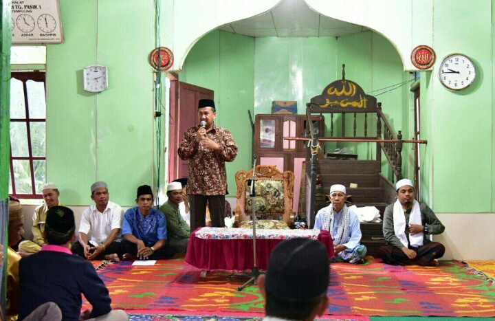 Rosman Malomo: Tidak ada Alasan untuk Meninggalkan Shalat 5 waktu