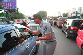 Jasa Raharja Berbagi Takjil Gratis