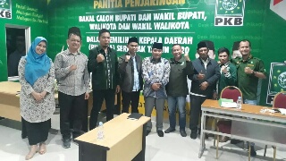 Mantan Rival Syamsuar Daftar Jadi Cawabup Siak