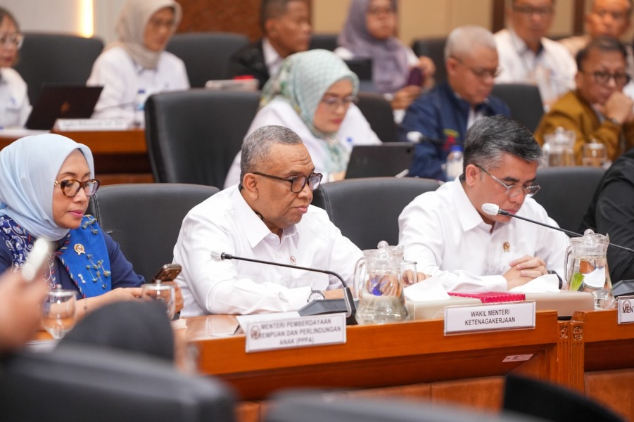 Angin Segar Bagi Tenaga Kerja, RUU Perlindungan Ketenagakerjaan Disetujui