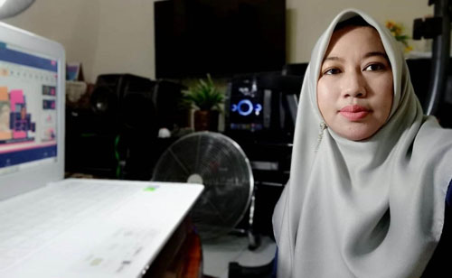 Atikah Hermansyah, Guru MAN 1 Pekanbaru Pertama Raih Gelar Doktor
