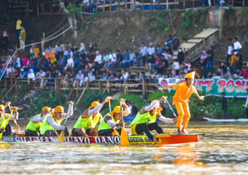 Disaksikan Bupati Kuansing, Langkah Siluman Buayo Danau Juarai Tepian Pincuran Sati Benai