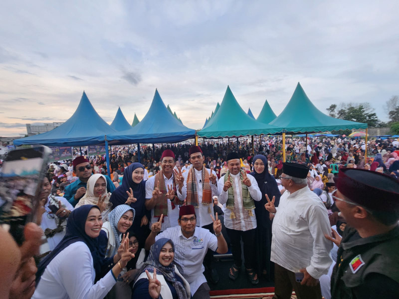 Ribuan Warga Hadiri Kampanye, UAS: Pasangan Bermarwah dan Bijak Kolaborasi Lengkap untuk Kemajuan Rokan Hilir