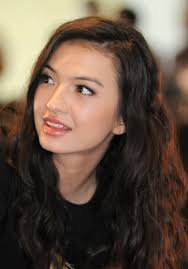  Raline Shah Punya Misi Kenalkan Tradisi Indonesia ke Dunia