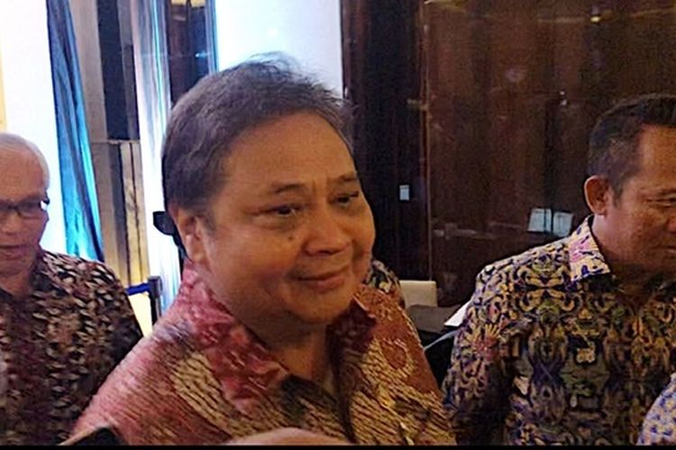 Digoyang Isu Munaslub, Airlangga Bertemu Ketua DPD Golkar Se-Indonesia
