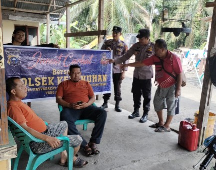 Polsek Kepenuhan Gelar Jumat Curhat dan Cooling System Bersama Masyarakat Kelurahan Kepenuhan Tengah