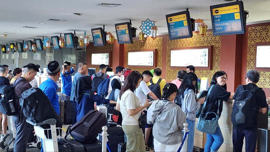 Keberangkatan di Bandara SSK II Pekanbaru Membludak, Radityo: Belum Ada yang Delay