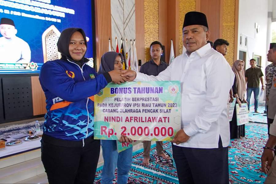 Apresiasi atas Prestasi Atlet dan Pelatih KONI Siak Beri Bonus Tahunan