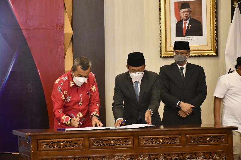 Gubri Lakukan Penandatanganan Serah Terima Lahan Bangunan BLK Bersama Kemenaker