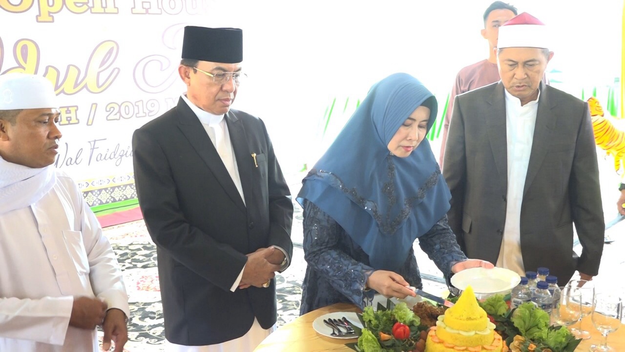 Usai Shalat Ied, Bupati Inhil Gelar Open House di Kediaman Dinas