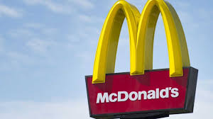 McDonald's Sudirman Pekanbaru Disegel Polisi