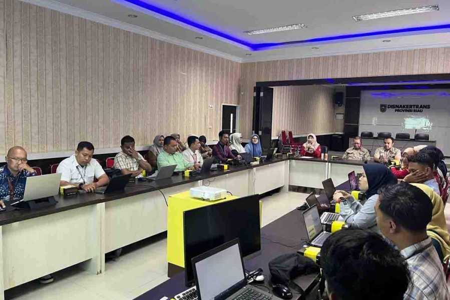 Disnakertrans Riau Gandeng Sejumlah Perusahaan Buka Akses Lowongan Kerja Digital Terintegrasi