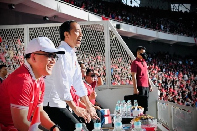 Berharap Tiket Olimpiade 2024, Jokowi Bakar Semangat Garuda Muda Hadapi Laga Semifinal