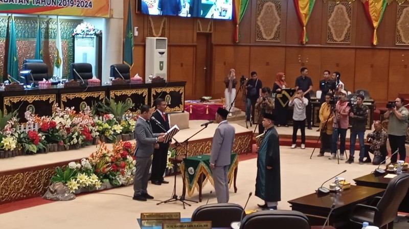 Gantikan Sulastri, Kartika Roni Resmi Dilantik Sebagai Anggota DPRD Riau Sisa Masa Jabatan 2019-2024