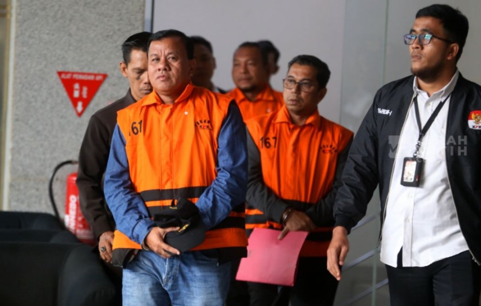 KPK Tetapkan Bupati Kuansing dan Sekda Tersangka Suap Jual Beli Jabatan