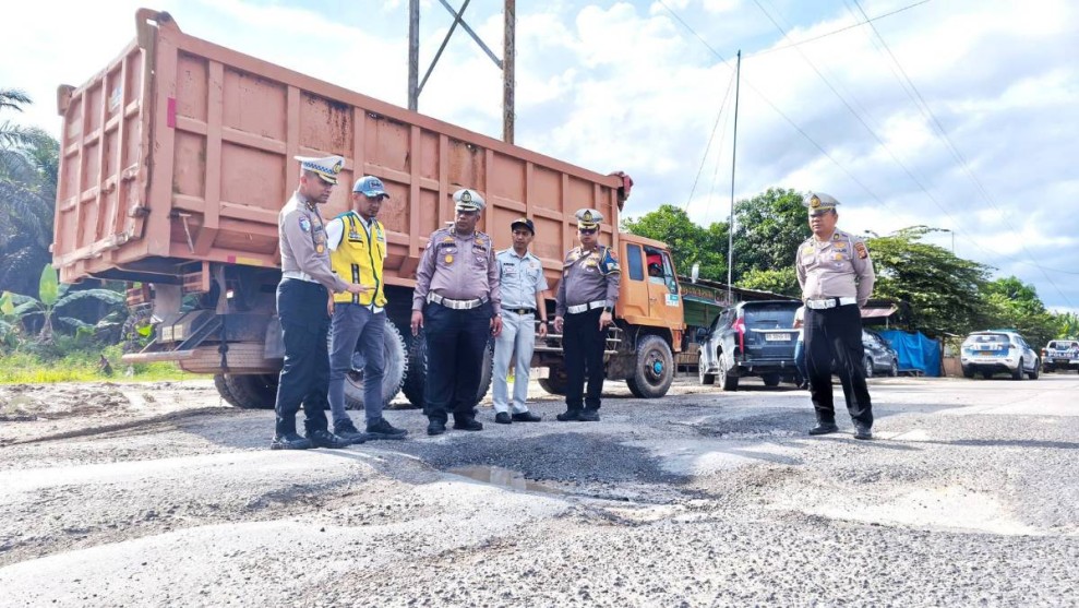 Ditlantas Polda Riau Pantau Jalan Nasional Kesiapan Mudik Lebaran 2025