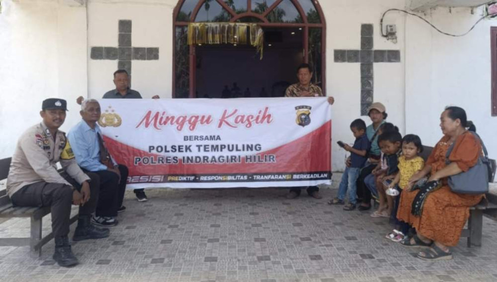 Minggu Kasih, Polsek Tempuling Ajak Jemaat Gereja Sukseskan Pilkada 2024
