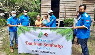 PT SSR dan PT SIR Berbagi, Bantu Masyarakat tidak Mampu dengan Sembako