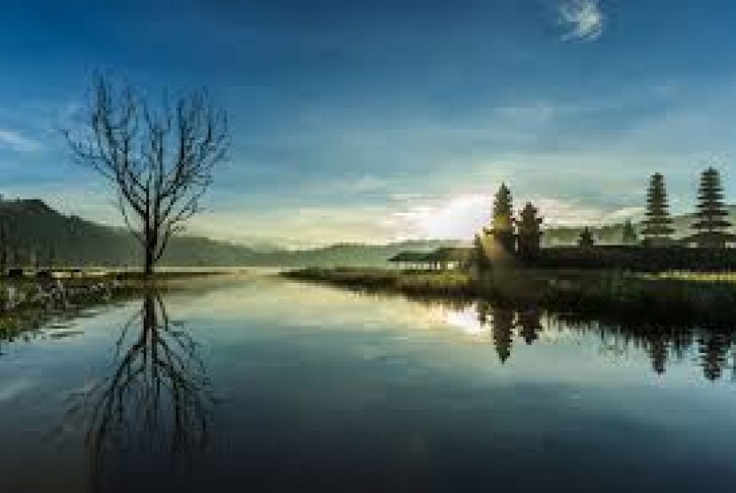 Peninggalan Purbakala jadi Daya Pikat Wisatawan ke Danau Tamblingan