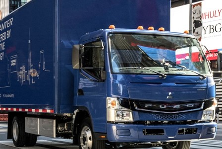 Truk Listrik E-Fuso Mitsubishi Meluncur