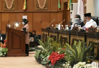 Dari Ribuan Mesjid, Hanya Dua Mesjid Dapat Bantuan, Pemprov Riau Tuai Kritikan Pedas dari PDIP 