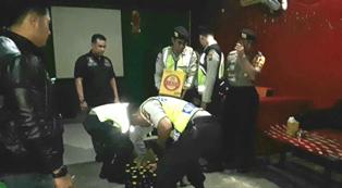 Razia Miras, Polresta Pekanbaru Berhasil Mengamankan 350 Botol Miras Ilegal