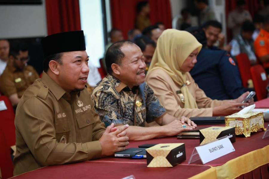 Wabup Husni Rakor bersama Gubernur Riau Bahas Karhutla