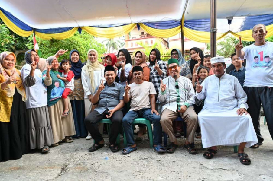 Ustadz Bombom Ajak Warga Kampar Ikuti Arahan UAS Pilih Abdul Wahid SF Hariyanto