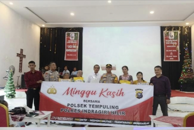 Minggu Kasih, Polsek Tempuling Sambangi Gereja Pasca Pilkada