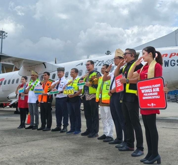 Persembahan Nataru, Hadiah dari Hati, Penerbangan Inaugural Rute Pekanbaru - Gunungsitoli Resmi Dibuka