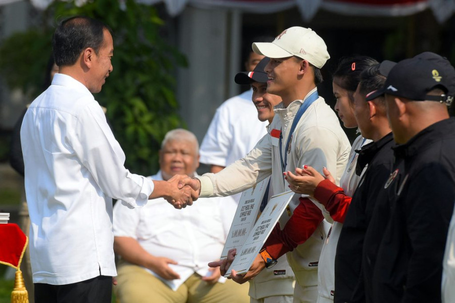 Presiden Jokowi Guyur Atlet Peraih Medali di Olimpiade Paris 2024 dengan Bonus Miliaran Rupiah