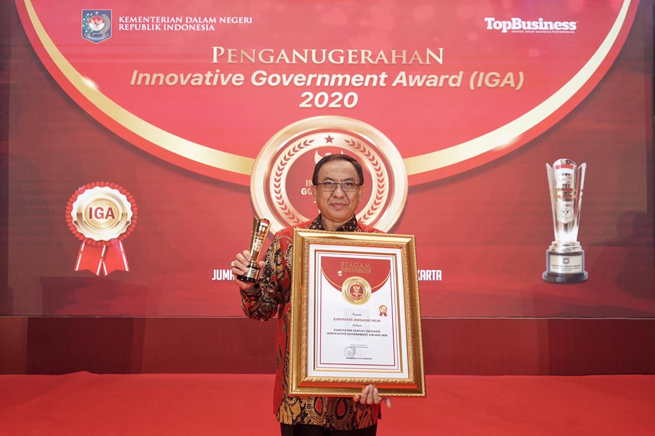 Bupati Inhil Terima Penghargaan IGA 2020