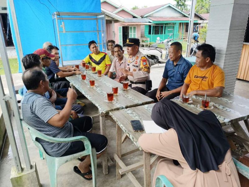 Polsek Tempuling Laksanakan Cooling System di Pasar Sungai Salak Pasca Pilkada 2024