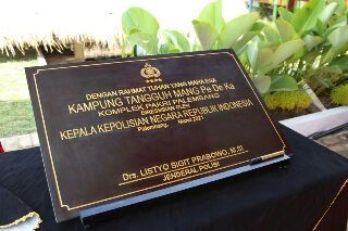 Kapolri Resmikan Kampung Tangguh dan Aplikasi Polisi Dulur Kito di Palembang