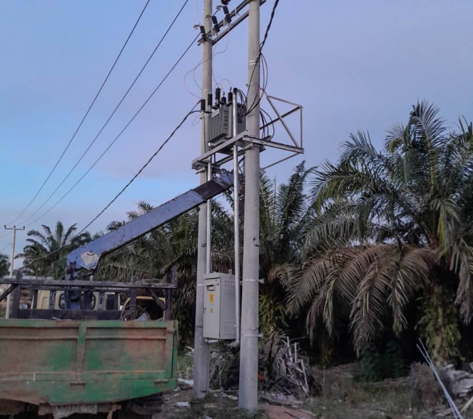 273 KK Warga Dusun Terpencil di Indragiri Hulu Riau Kini Nikmati Listrik PLN 24 Jam