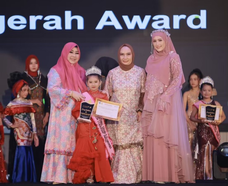 Shaqilla Azzahra, Siswa SDN 001 Tembilahan Terima Award di IRFW 2026