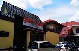 Empat Pria Gaek Digulung di 'Kampung Narkoba' Rumbai, Sabu dan Happy Five Disita