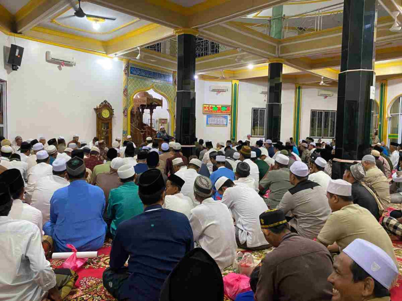 Isra' Mi'raj di Masjid Miftahul Jannah Tembilahan, Jama'ah Diajak Luruskan Niat