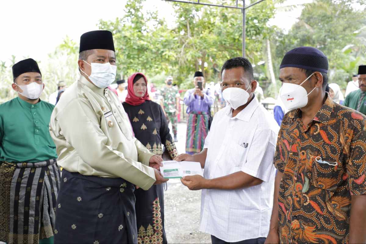 Komitmen Tingkatkan SDM, Pemda Siak Bantu Anak Keluarga PKH Masuk Kuliah