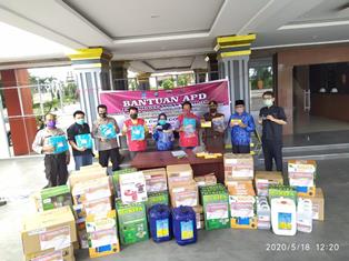  TNI, Polri, Kejari Inhu, & PSMTI Donasikan APD Ke Pemerintah