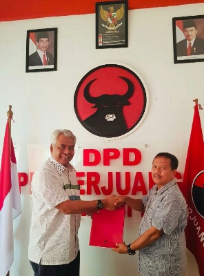 Ingin Bangun Kampung, ZK Daftar Jadi Cabup Inhu Lewat PDIP