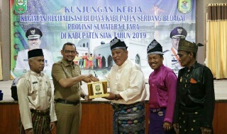 Lestarikan Budaya, Pemkab Serdang Bedagai Kunjungi Kota Siak