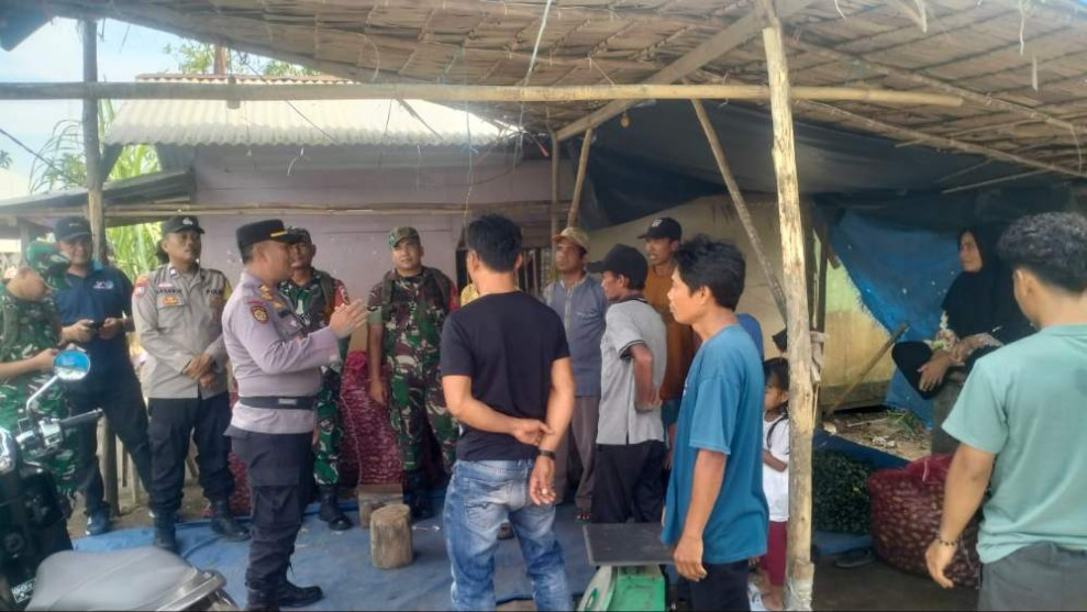 Polsek Tempuling Terus Gencar Sambangi Masyarakat Ciptakan Suasana Kondusif Pilkada 2024