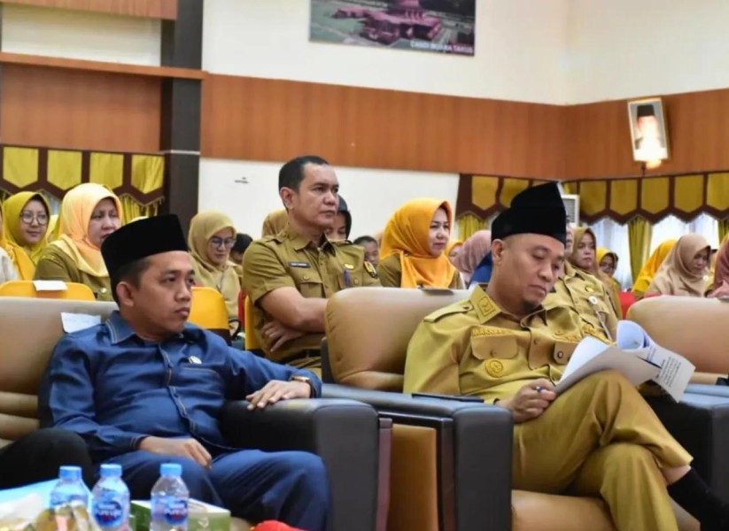 Dukung SPMB 2026 Harus Bersih, Transparan dan Bebas Intervensi, Ketua DPRD Pekanbaru Tandatangani Pakta Integritas