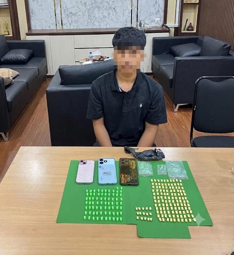 Undercover Buy Berhasil, Polisi Gagalkan Peredaran Ratusan Pil Ekstasi di Pekanbaru