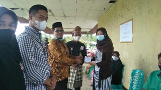 Korban Kebakaran di Khairiah Mandah Terima Bantuan dari Legislator Asal Riau