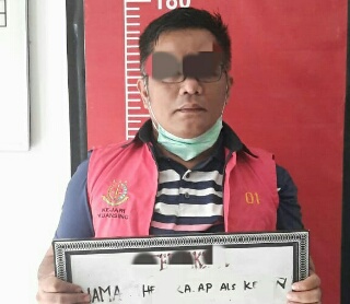 Pakai Rompi Orange Nomor 01, Tersangka Kasus Dugaan SPPD Fiktif Ditahan Kejari Kuansing