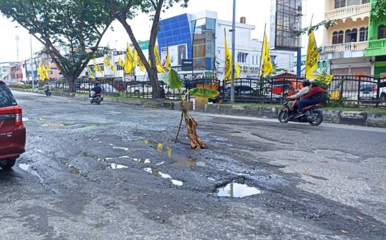 Tim PUPR Riau Inventarisir Jalan Rusak di Kota Pekanbaru