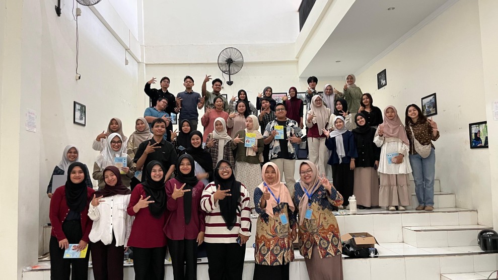 Berkolaborasi dengan YKAKI dan C3Fest, Mahasiswa Ilmu komunikasi Unri Gelar Webinar Nasional Kanker pada Anak